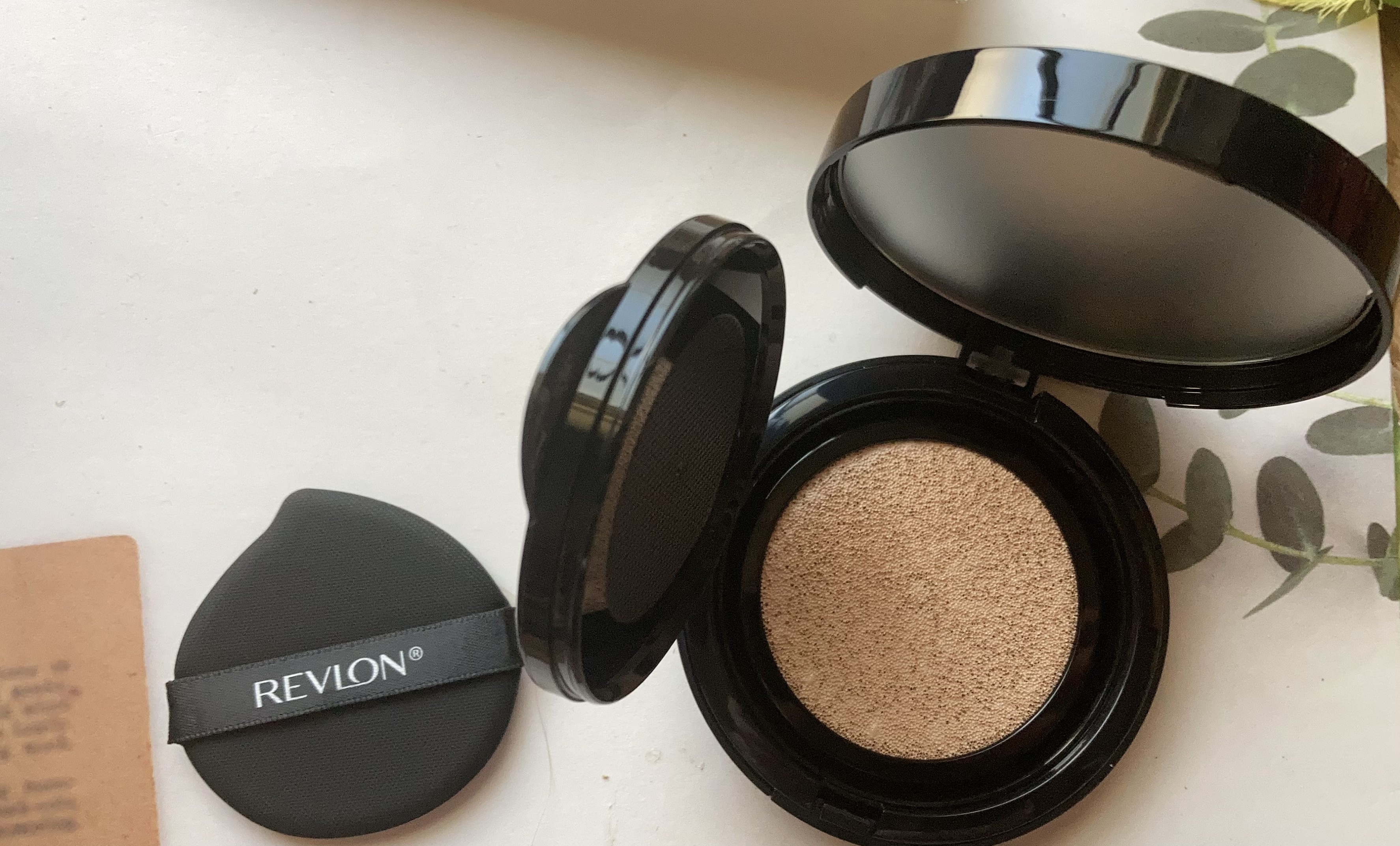 レブロン カラーステイ ロングウェア UV クッション ファンデーション/REVLON/クッションファンデーションを使ったクチコミ（3枚目）