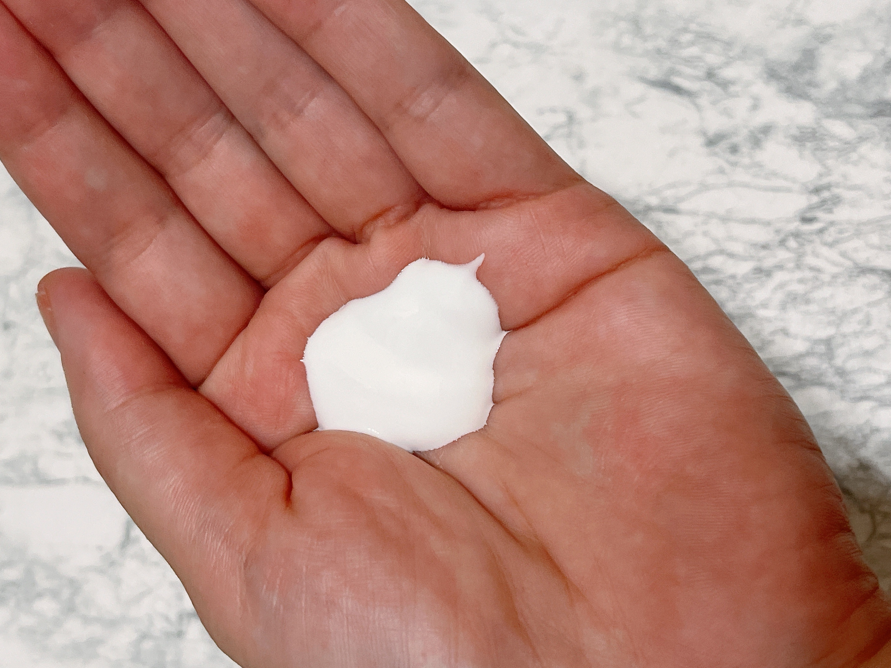 グローアップインシャワートーンアップミルク 300g/MEDIPICKME/ボディクリームを使ったクチコミ（2枚目）