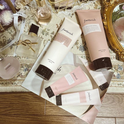 モイストアップ ジェル シャンプー/トリートメント/fuettarich (フエッタリッチ)/サロンシャンプーを使ったクチコミ(2枚目)