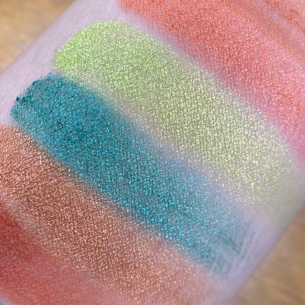 ラッシュライフ/ColourPop/アイシャドウパレットを使ったクチコミ(5枚目)