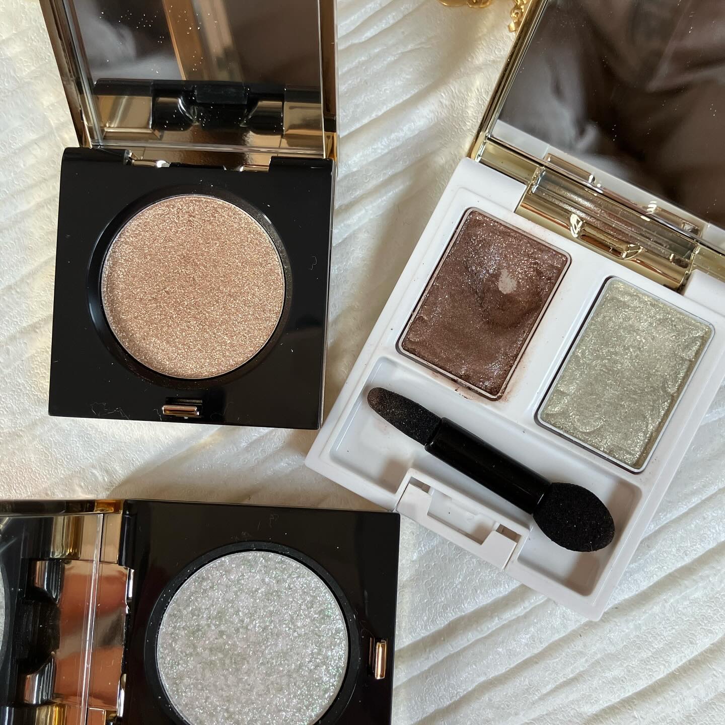 リュクスアイシャドウ フルムーン(リッチ グリマー)/BOBBI BROWN/単色アイシャドウを使ったクチコミ（2枚目）