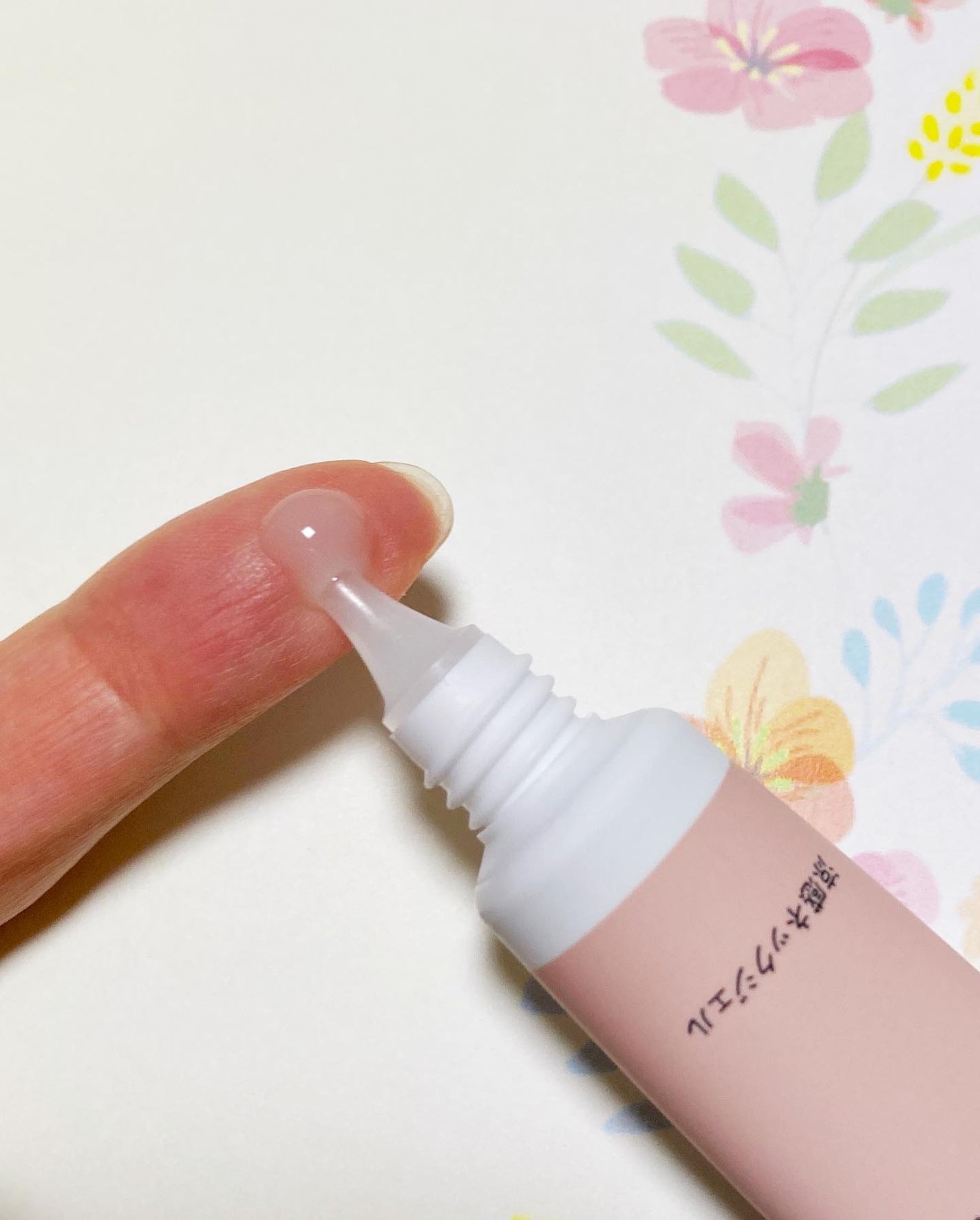 8x4 アロマスイッチ 涼感ネックジェル パリスブーケの香り/8x4/デオドラント・制汗剤を使ったクチコミ(4枚目)