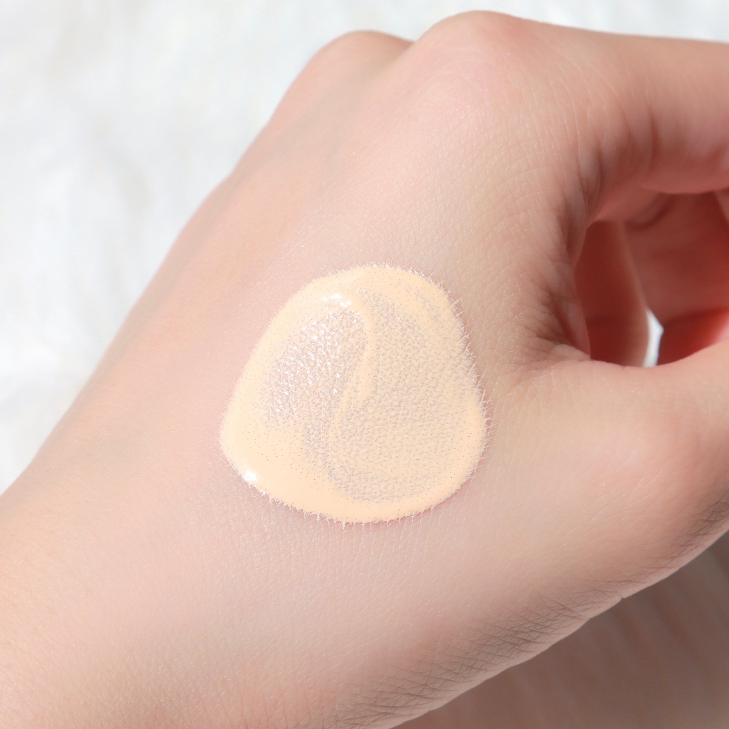 トーン ベース ルミネッセンス フローレス/to/one/化粧下地を使ったクチコミ（2枚目）