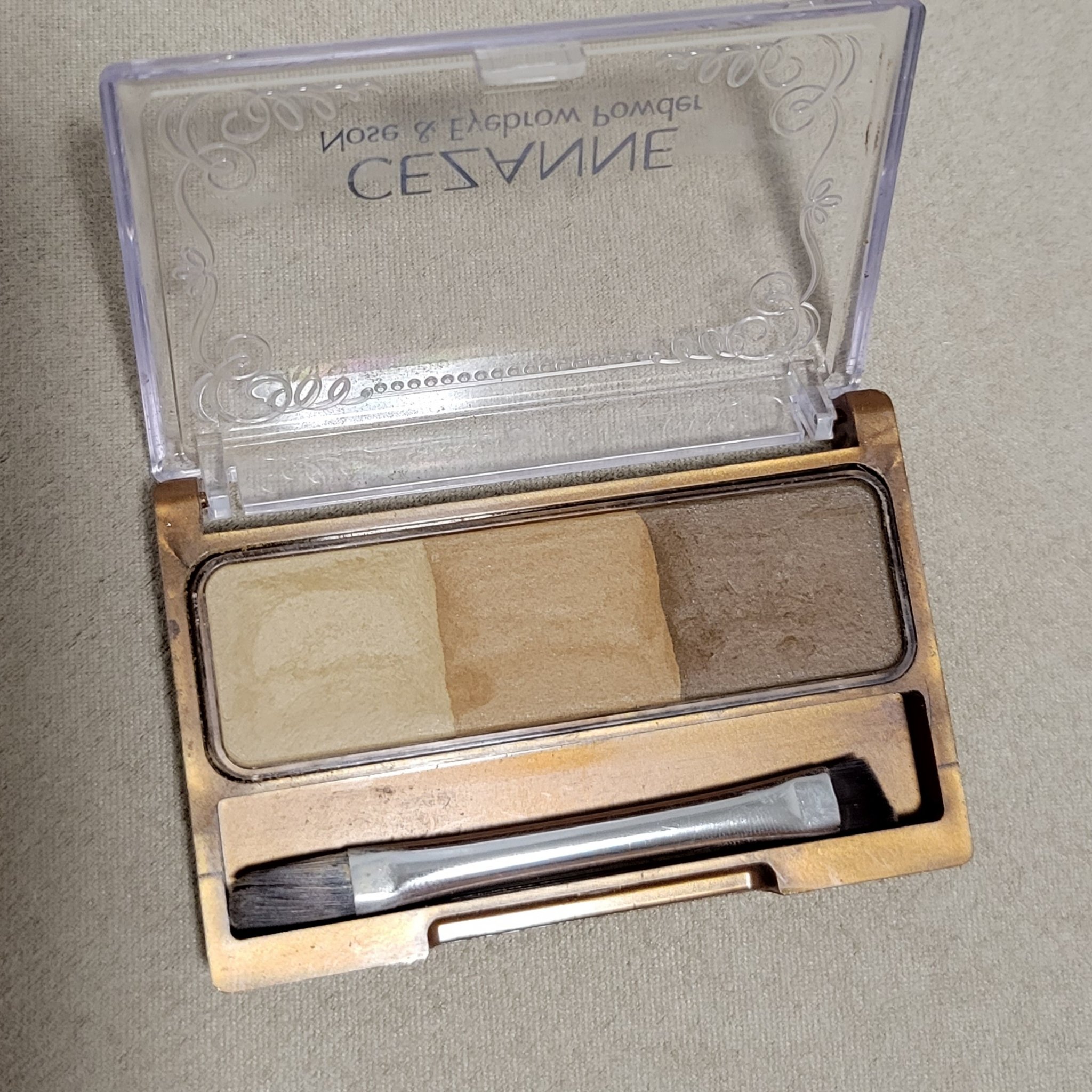 ノーズ＆アイブロウパウダー/CEZANNE/パウダーアイブロウを使ったクチコミ（2枚目）