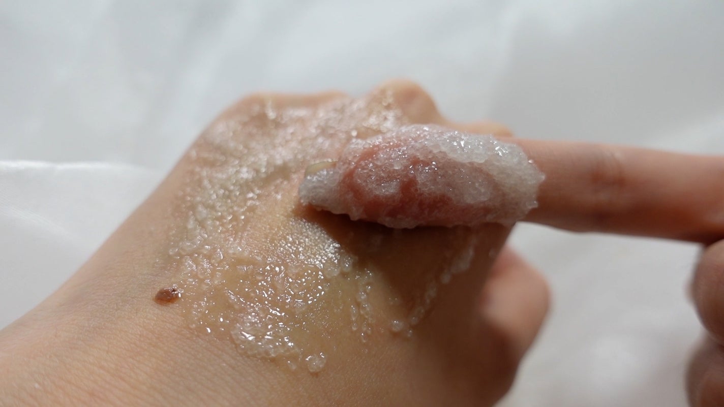 ローズマリー スカルプ スクラブ/AROMATICA/ヘッドスクラブを使ったクチコミ(7枚目)