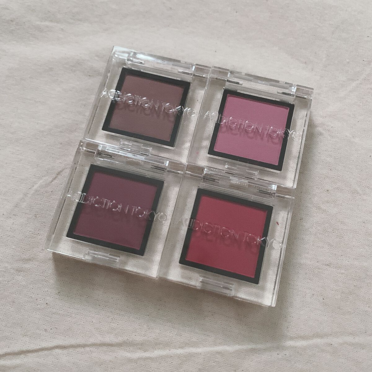 アディクション ザ アイシャドウ マット 011M Lilac Garden/ADDICTION/単色アイシャドウを使ったクチコミ（1枚目）