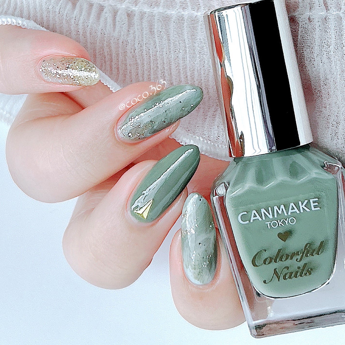 カラフルネイルズ/キャンメイク/マニキュアを使ったクチコミ(5枚目)