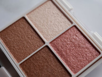 シルキースフレアイズ/キャンメイク/アイシャドウパレットを使ったクチコミ(3枚目)