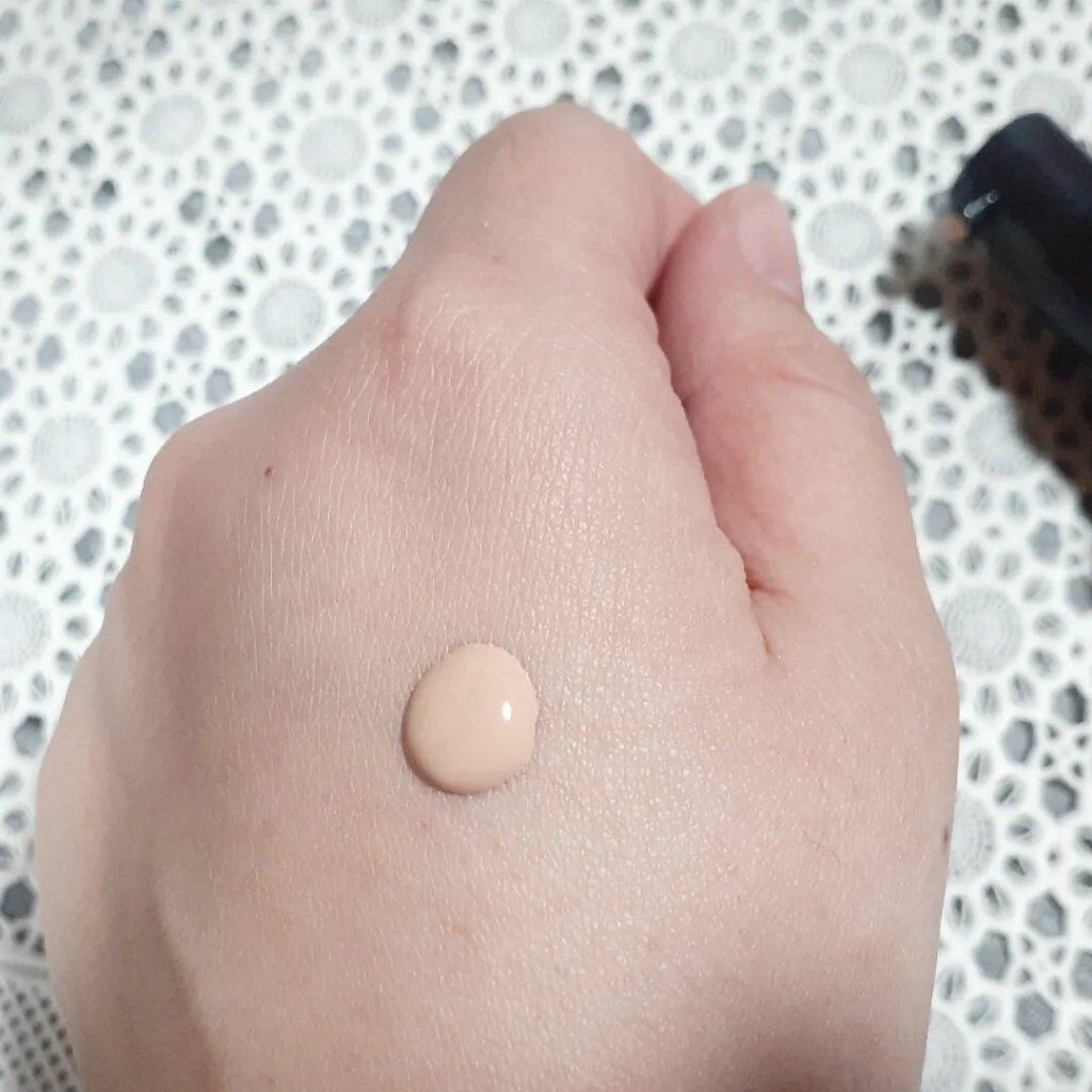 ドラマティックエッセンスリキッド/マキアージュ/リキッドファンデーションを使ったクチコミ(4枚目)