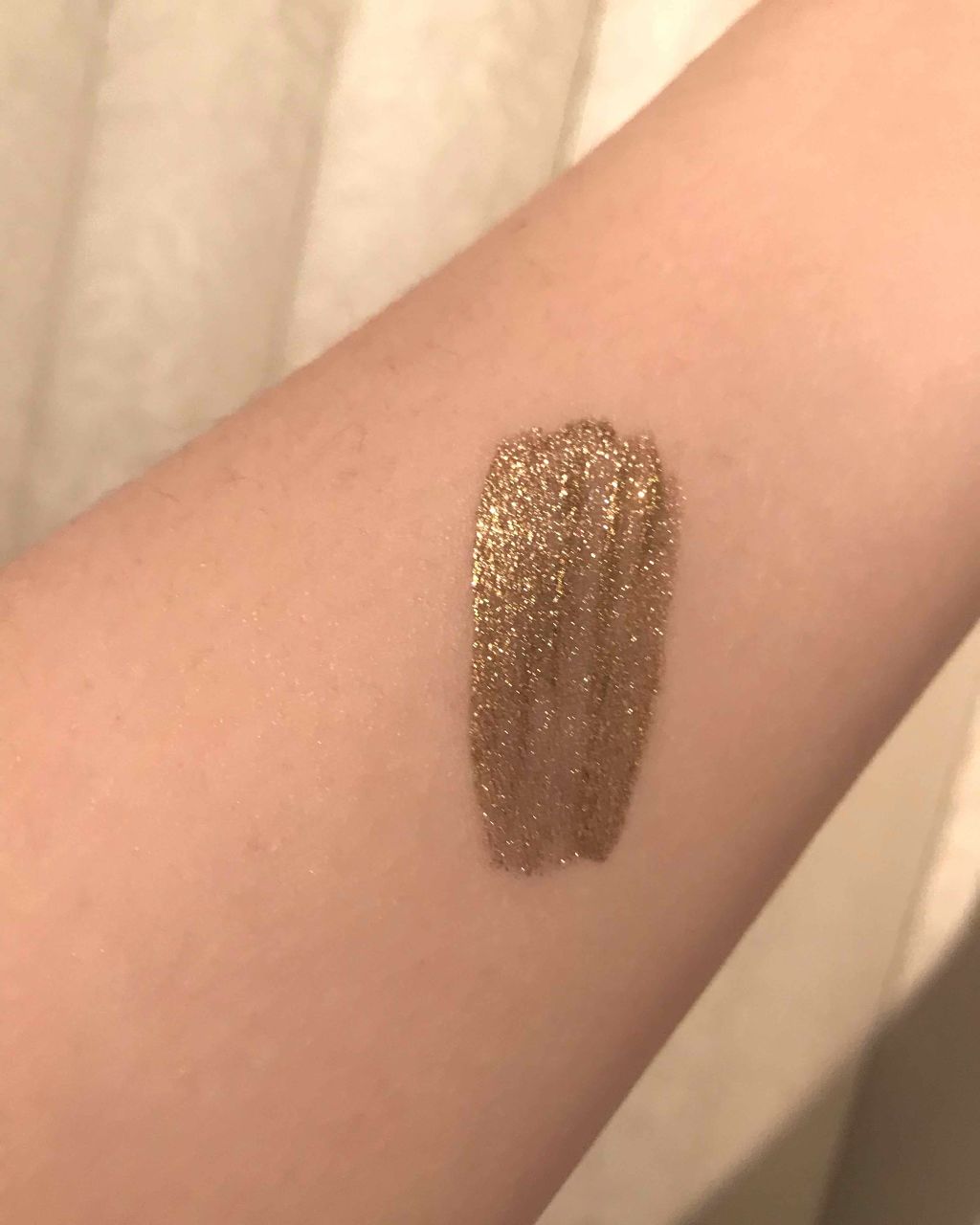 メタリックブロウジェル/NYX Professional Makeup/リキッドアイシャドウを使ったクチコミ（2枚目）