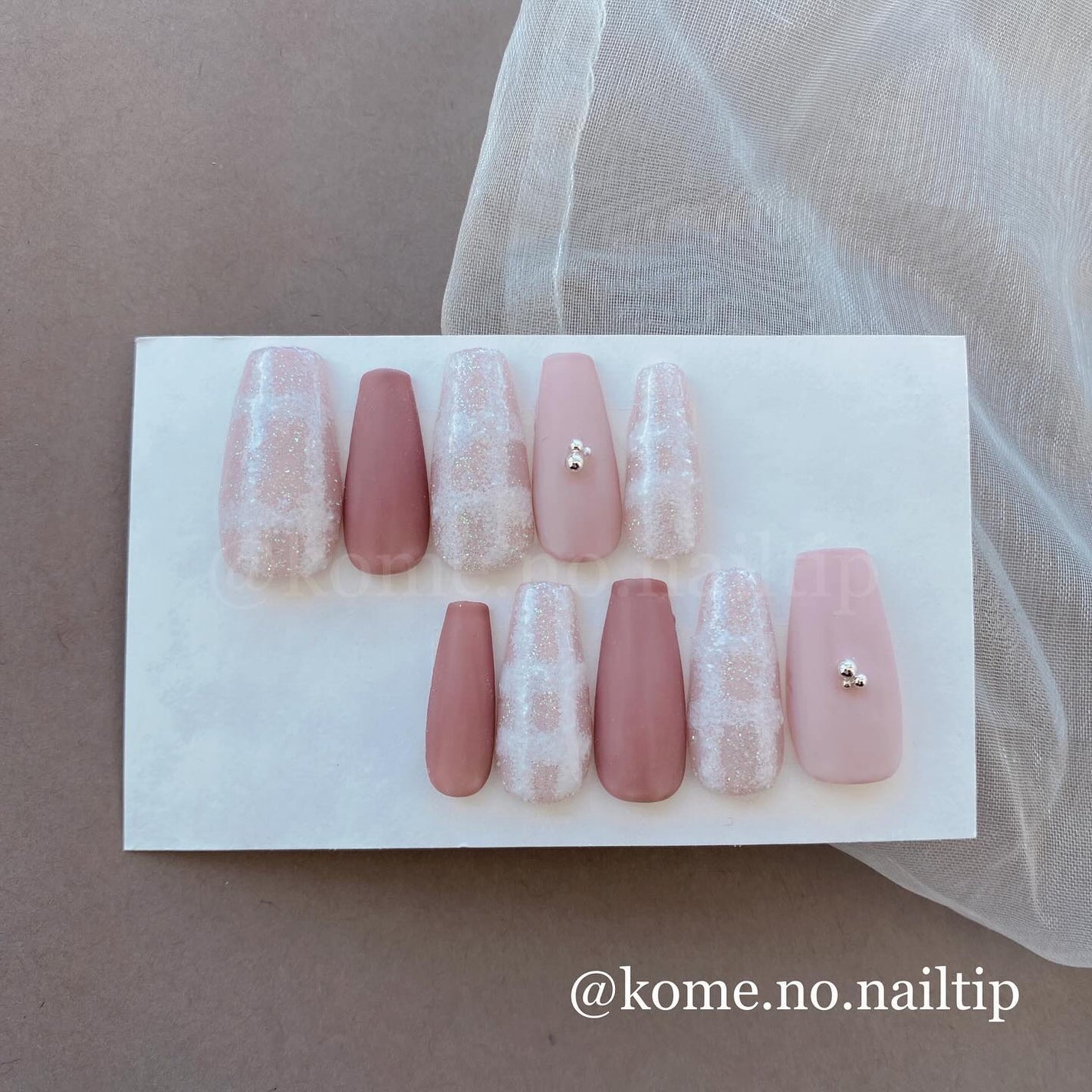 こめ -ネイルチップ- on LIPS 「大人っぽかわいいをぎゅぎゅっと♡_tiptypeバレリーナde..」(2枚目)