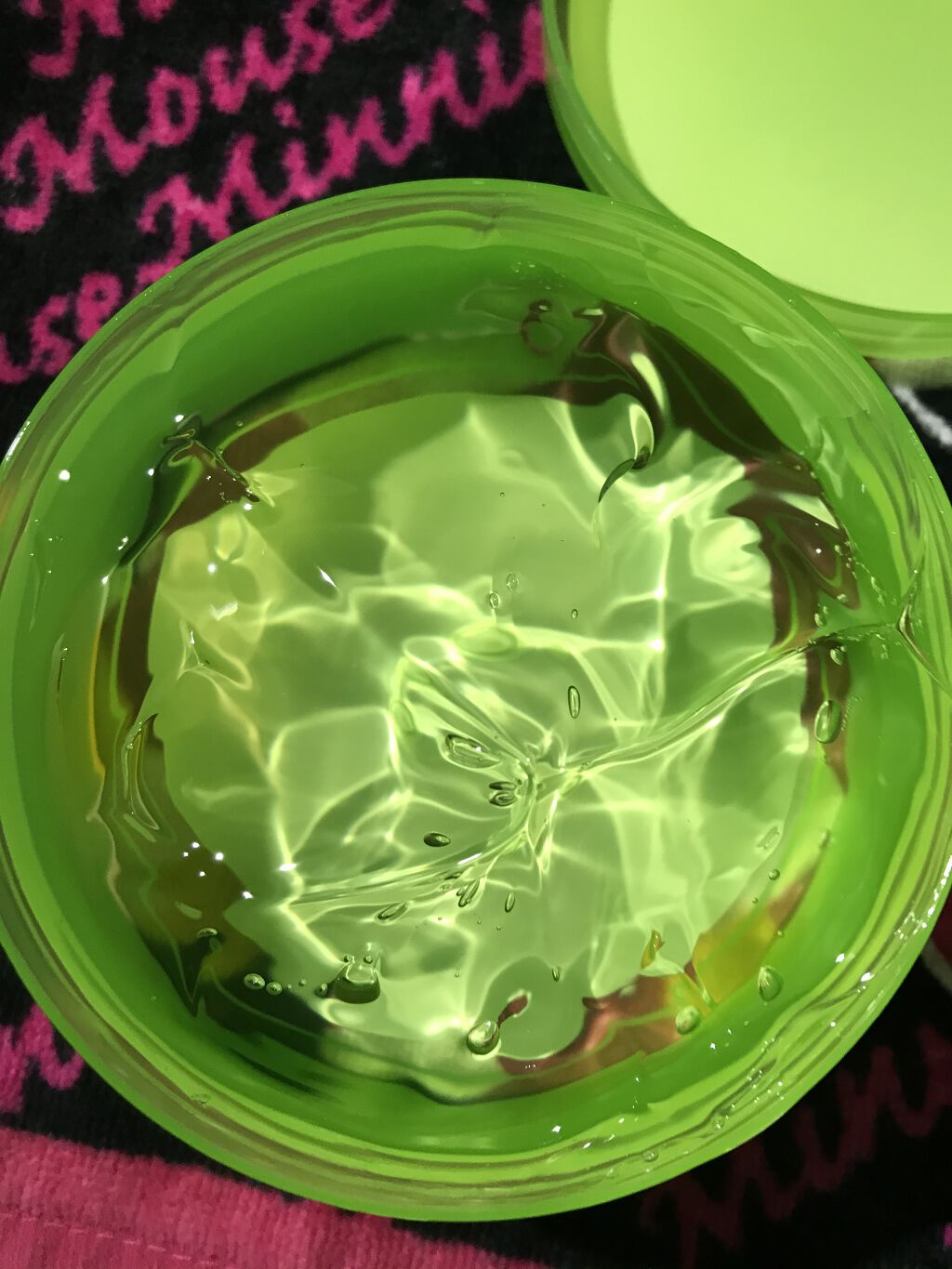 マイルド＆モイスチャーアロエジェル/ネイチャーリパブリック/ボディローションを使ったクチコミ（2枚目）