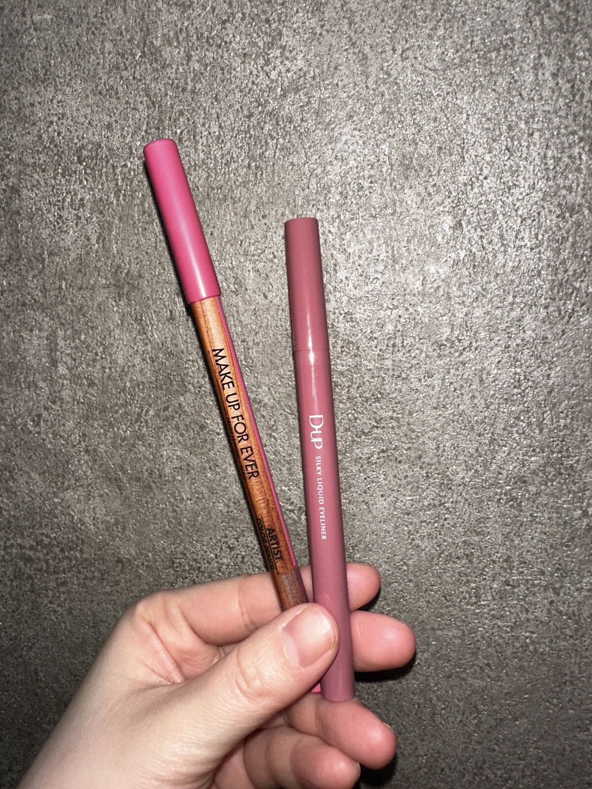 アーティストカラーペンシル 804 ノーバウンダリーズブラッシュ/MAKE UP FOR EVER/アイブロウペンシルを使ったクチコミ（2枚目）