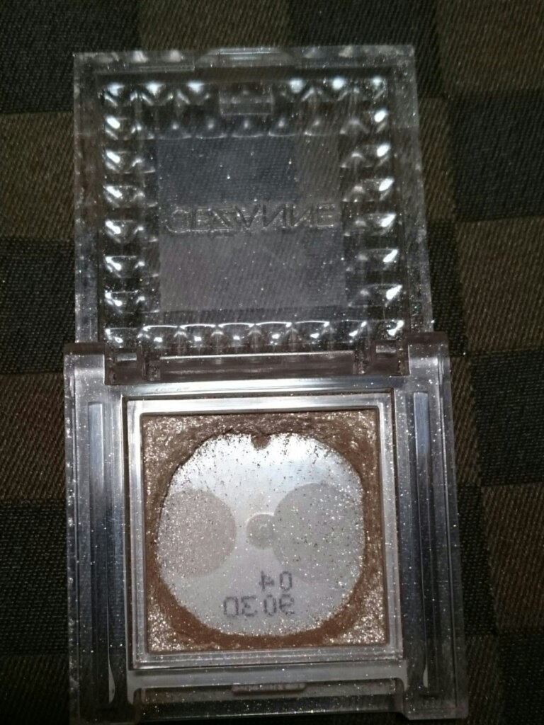 シングルカラーアイシャドウ/CEZANNE/単色アイシャドウを使ったクチコミ（1枚目）