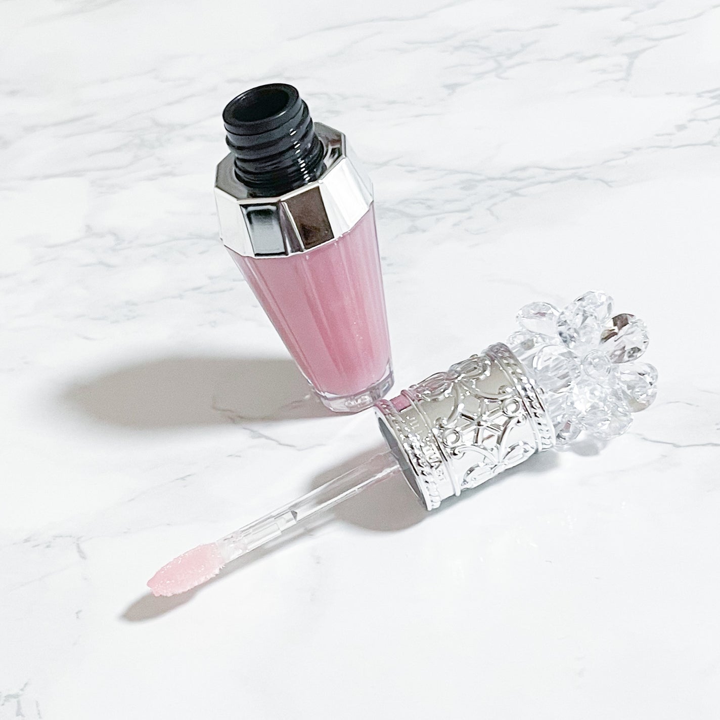 ジルスチュアート クリスタルブルーム リップブーケ セラム/JILL STUART/リッププランパーを使ったクチコミ(5枚目)