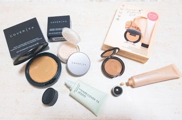 Sunlit Bronzer Poudre de Soleil/BECCA/シェーディングを使ったクチコミ（2枚目）