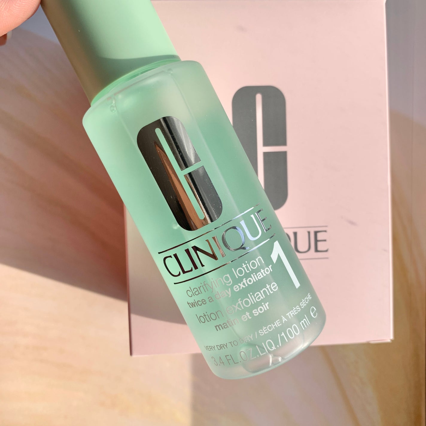 クラリファイング ローション 1/CLINIQUE/拭き取り化粧水を使ったクチコミ(1枚目)