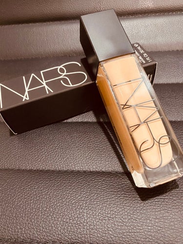 ナチュラルラディアント ロングウェアファンデーション/NARS/リキッドファンデーションを使ったクチコミ（1枚目）