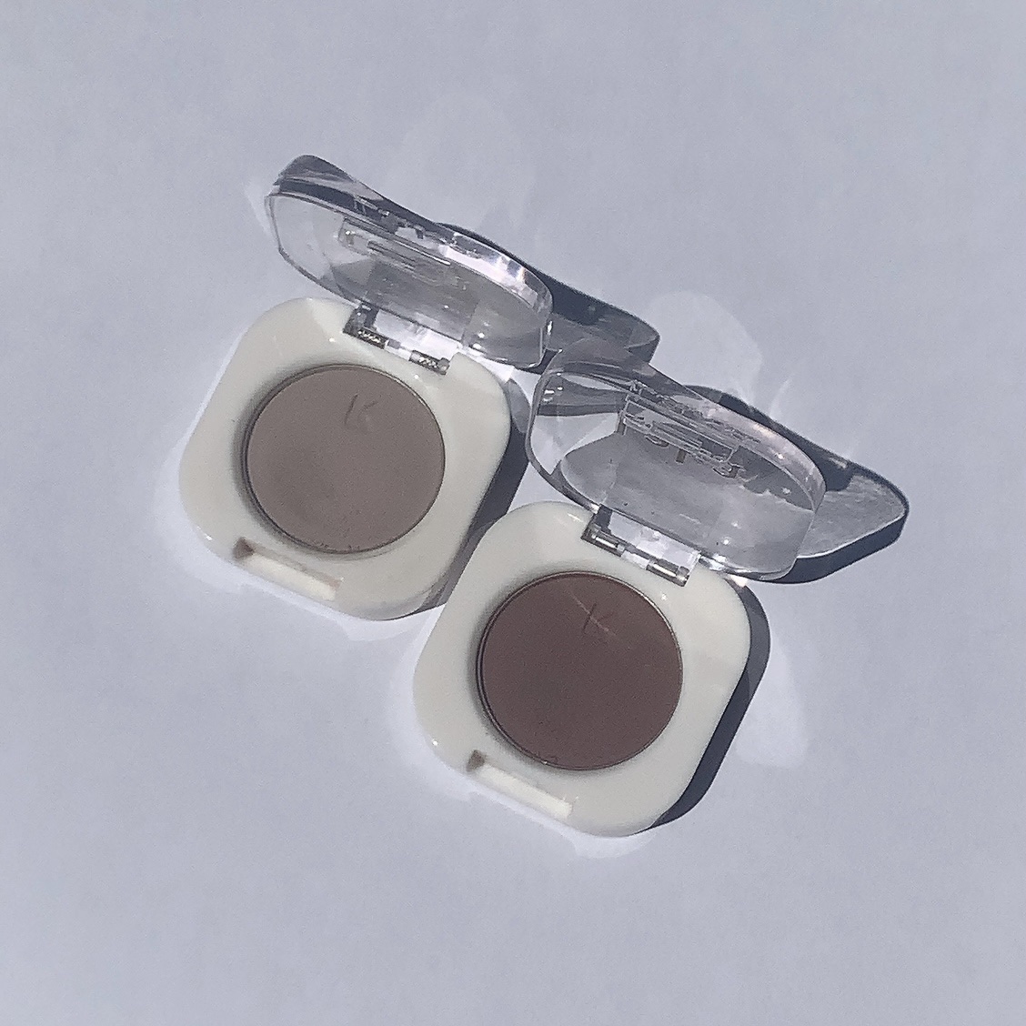 モノアイシャドウ 910 フォグ/Laka/単色アイシャドウを使ったクチコミ（1枚目）