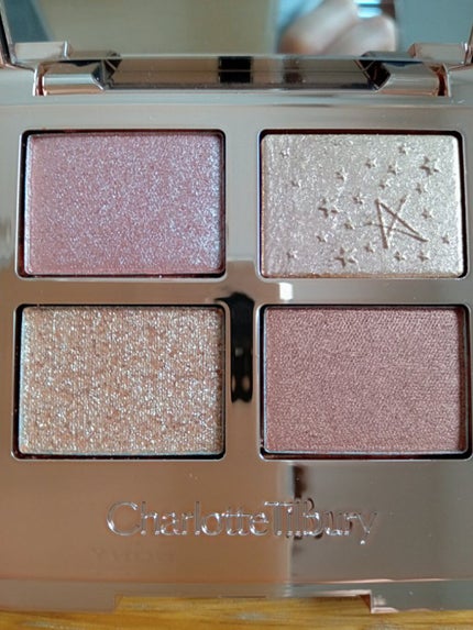 Charlotte Tilbury(シャーロットティルブリー)のアイシャドウ Charlotte Tilbury(シャーロットティルブリー)のアイシャドウ