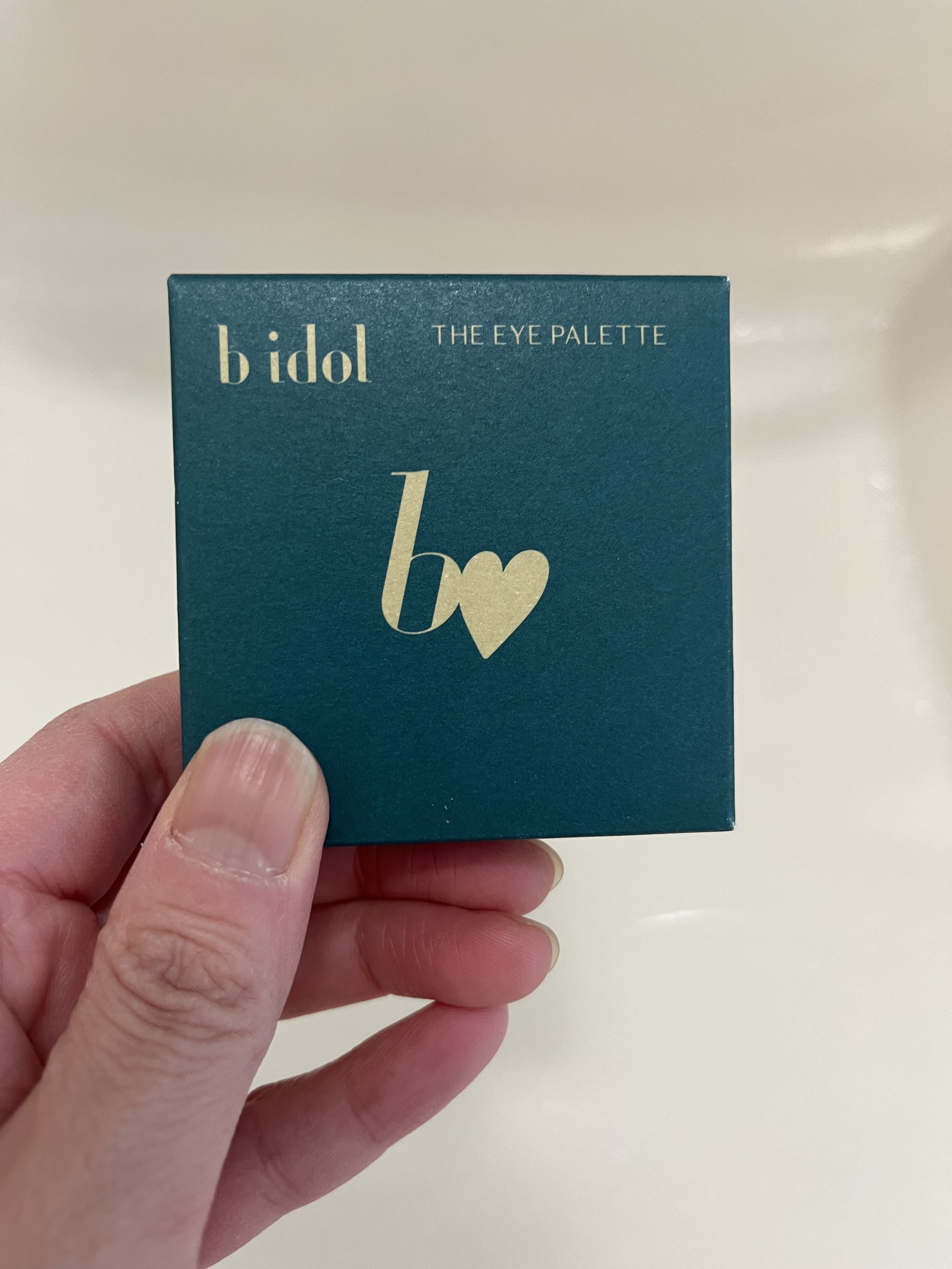 THE アイパレR/b idol/アイシャドウパレットを使ったクチコミ（2枚目）