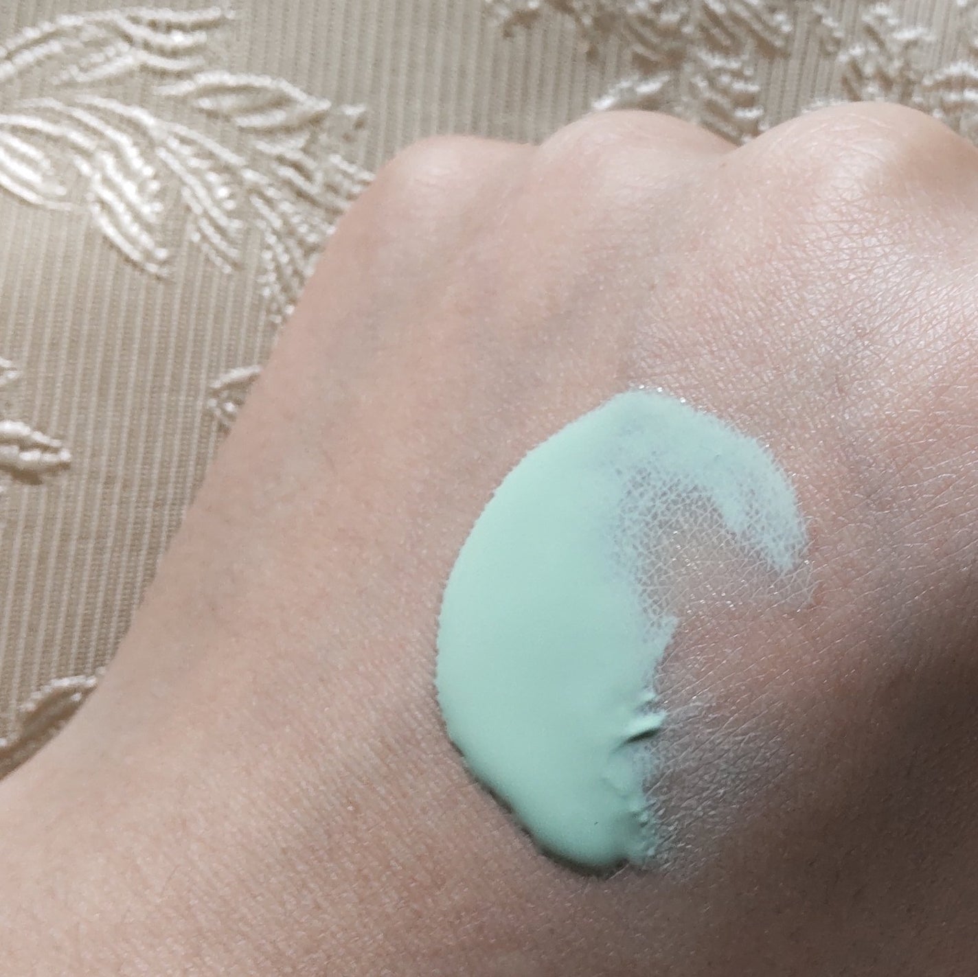 シグネチャーエッセンスカバー トーンアップベース/AGE20’s/化粧下地を使ったクチコミ(2枚目)