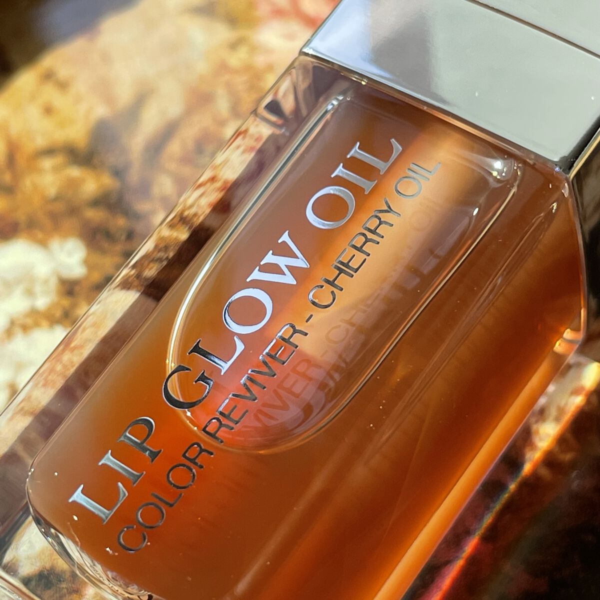 Dior
ディオール アディクト リップ グロウ オイル💄
030 ブロンズ グロウ



2022.05.06発売（限定）



∴　∵　 ∴　∵　 ∴　∵　 ∴　∵　 ∴　∵　 ∴　
Diorのサマーコレクション☀️

唇を保護し、唇