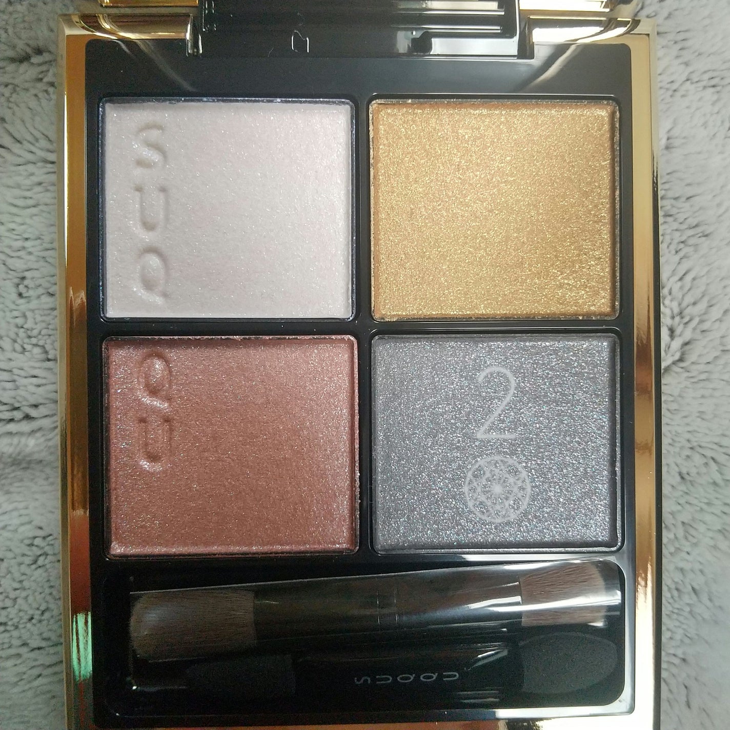 シグニチャー カラー アイズ/SUQQU/アイシャドウパレットを使ったクチコミ(4枚目)