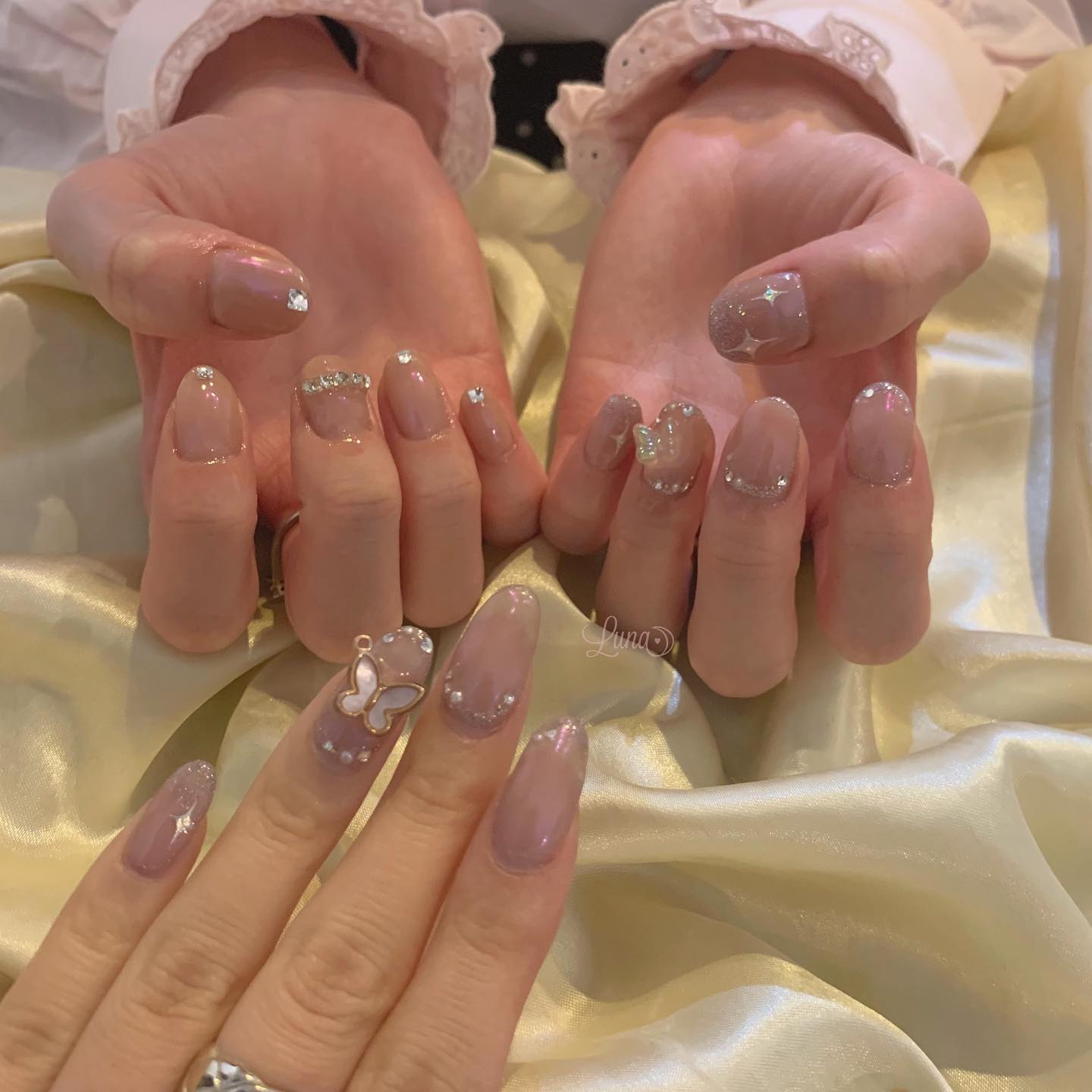 #ジェルネイル,#ワンカラーネイル,#ニュアンスネイル,#うるうるネイル,#ちゅるんネイル,#シンプルネイル,#パーツネイル,#透け感ネイル,#クリアネイル,#ぷっくりネイル,#ちぐはぐネイル,#韓国ネイル,#きらきらネイル,#うるつやネイル,#フレンチガーリーネイル,#ミラーネイル,#ピンクネイルのネイルデザイン