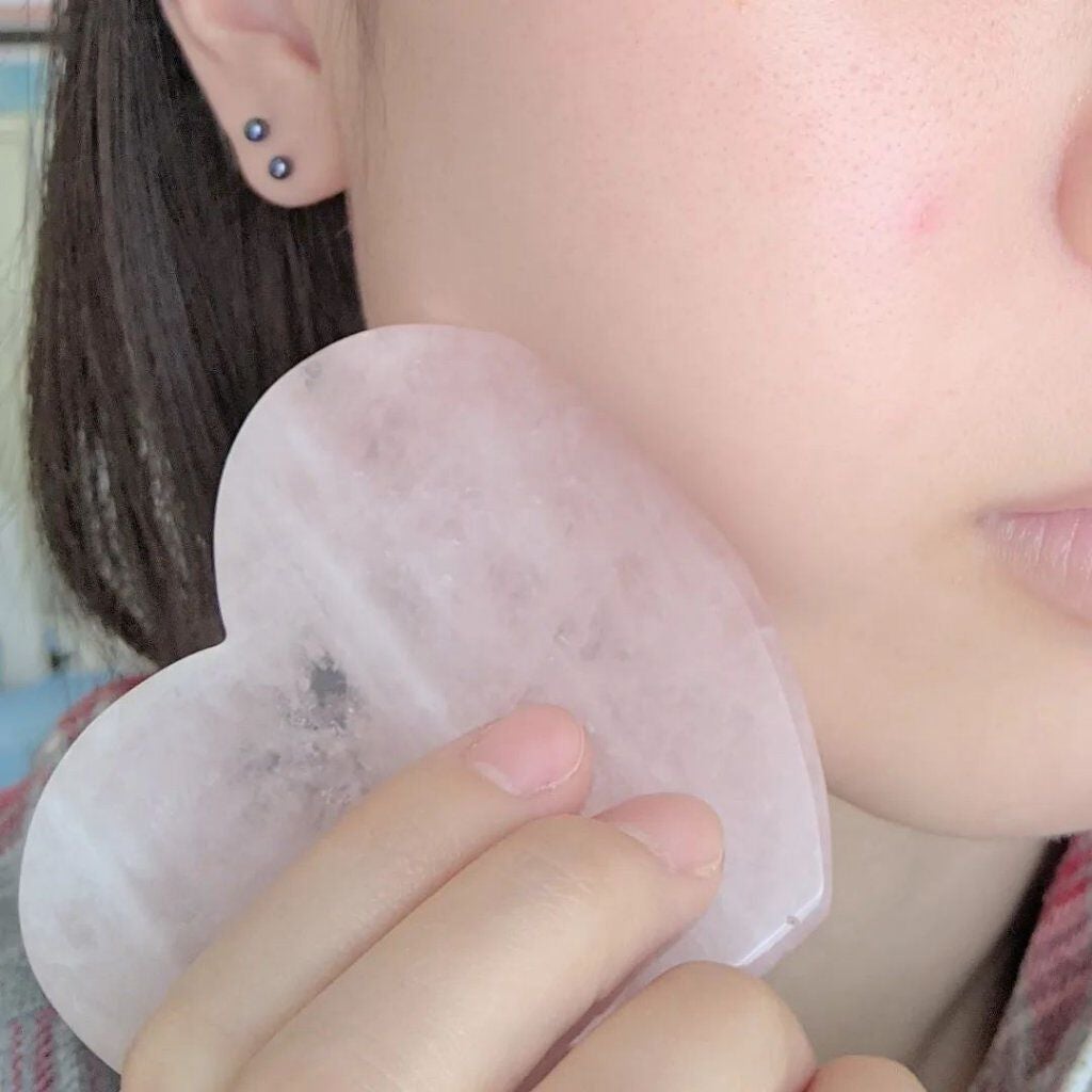 tsurum on LIPS 「SEAESSENCEローズクォーツ美顔プレート○商品説明天然石..」(4枚目)