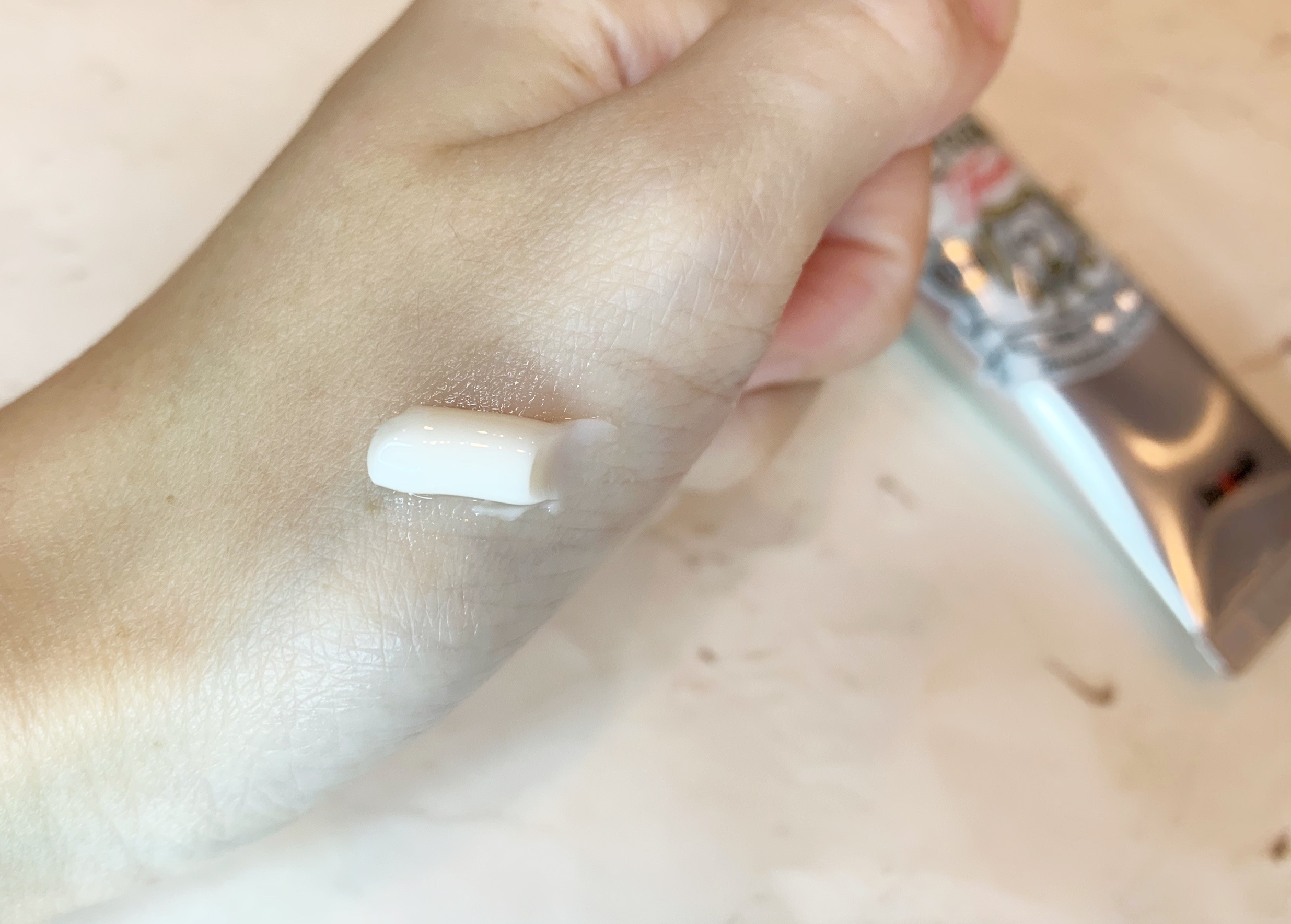 薬用足指さらさらクリーム/デオナチュレ/デオドラント・制汗剤を使ったクチコミ（2枚目）