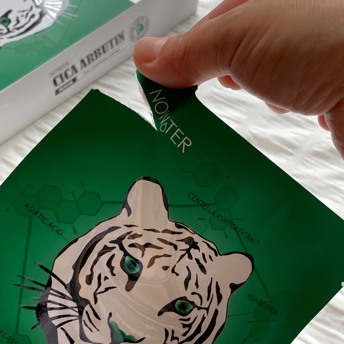 シカアルブチンマスク/NOWATER/シートマスク・パックを使ったクチコミ（2枚目）