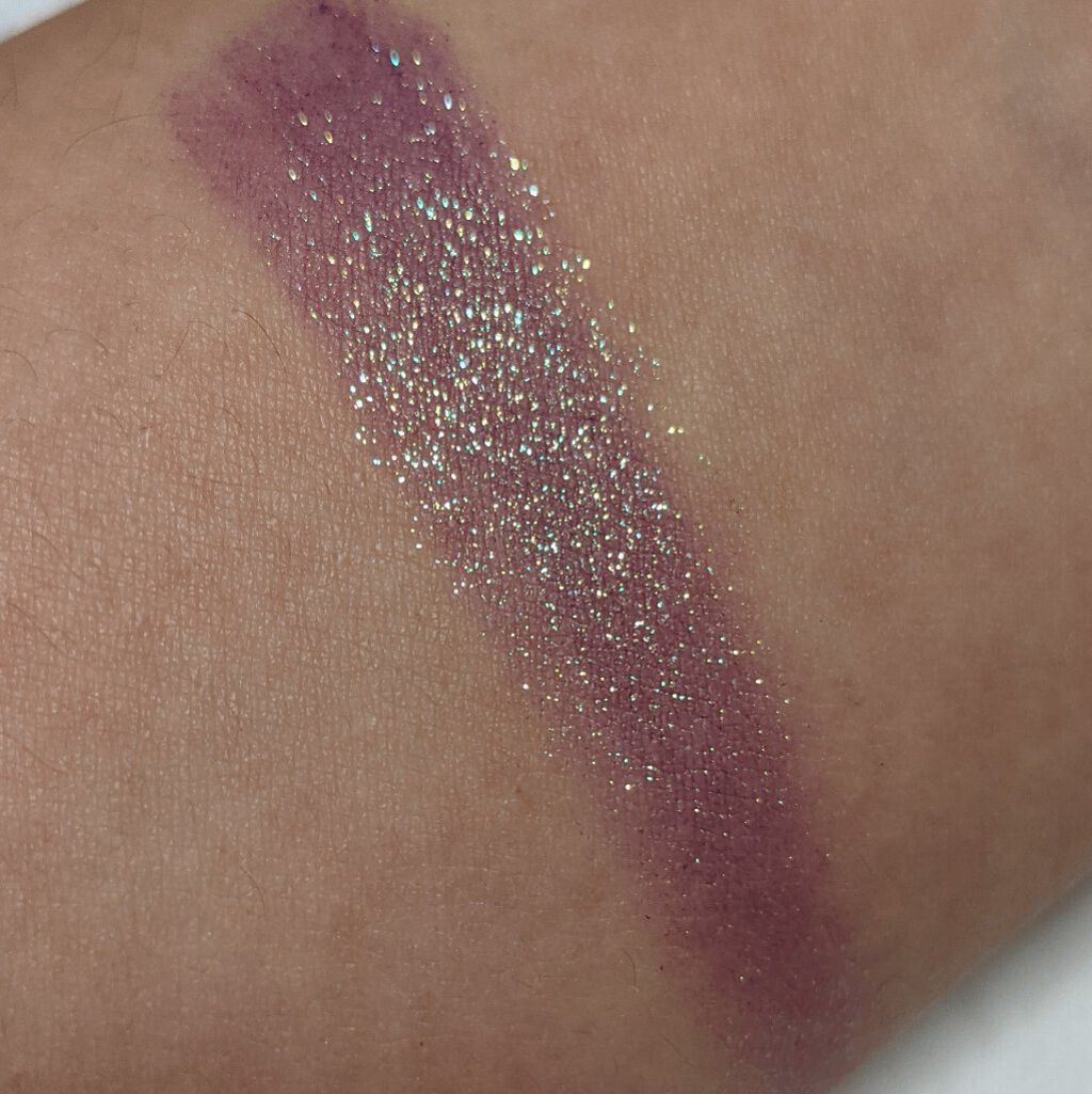 UR GLAM　POWDER EYESHADOW オーロラパープル/U R GLAM/単色アイシャドウを使ったクチコミ（3枚目）