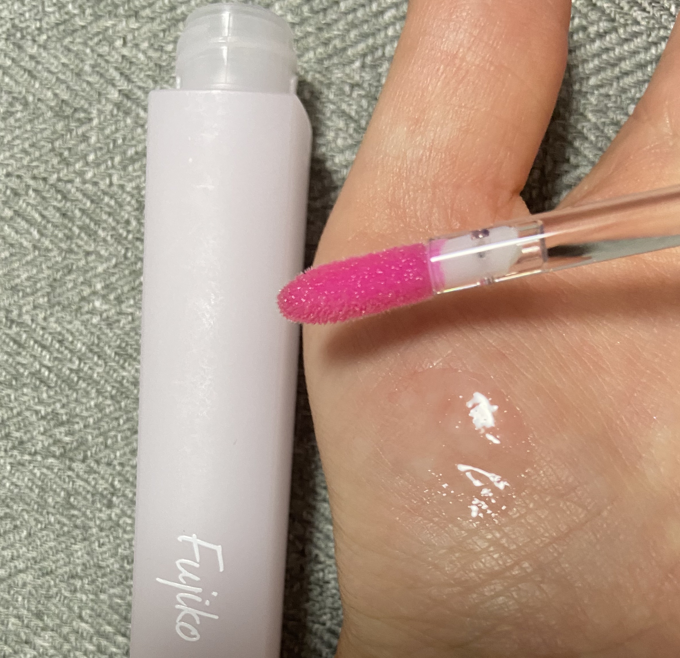 朝可愛グロス/Fujiko/リップグロスを使ったクチコミ（3枚目）