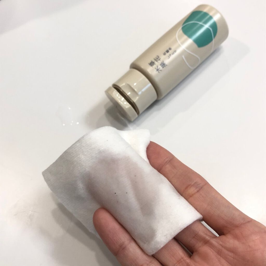 草花木果 アクネ化粧水 しっとり(医薬部外品)/草花木果/化粧水を使ったクチコミ(1枚目)