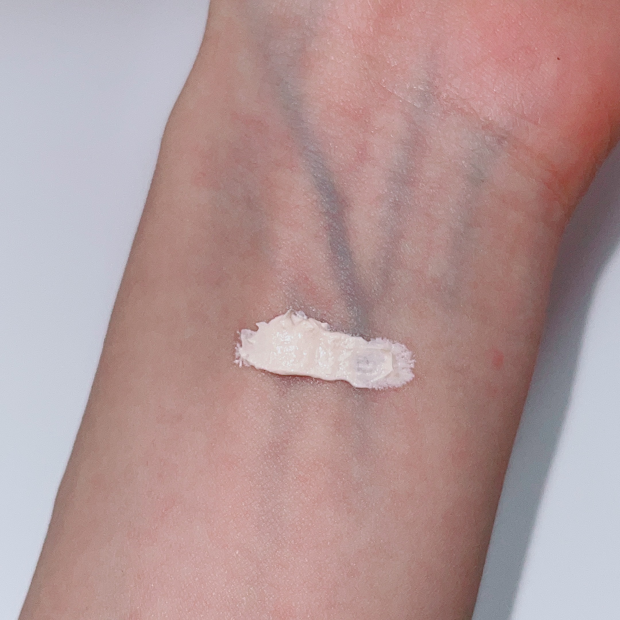 サナ 毛穴パテ職人 クッションブースター下地/毛穴パテ職人/化粧下地を使ったクチコミ（2枚目）