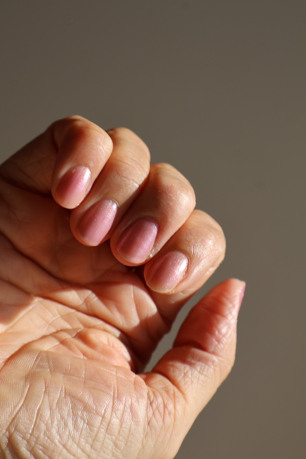 RMK ネイルラッカー EX-20 ノーティー ＆ ナイス/RMK/マニキュアを使ったクチコミ（2枚目）