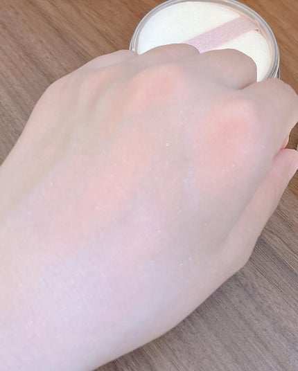 フレグランスリッチパウダー J(ペアーの香り)/パルガントン/ルースパウダーを使ったクチコミ(10枚目)