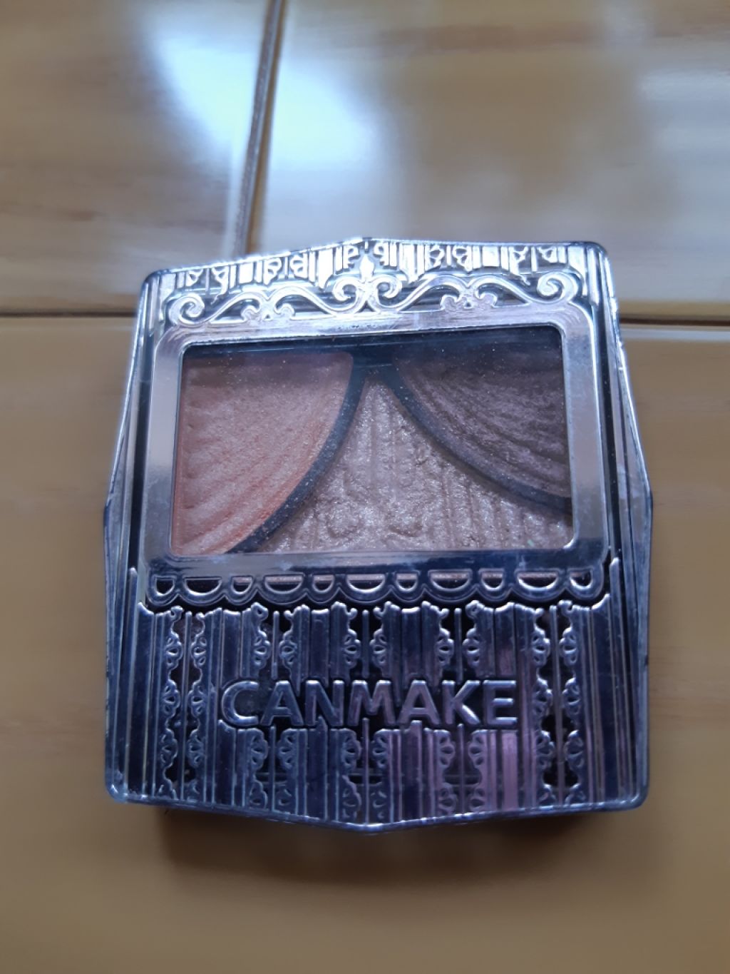 ジューシーピュアアイズ/キャンメイク/アイシャドウパレットを使ったクチコミ（1枚目）