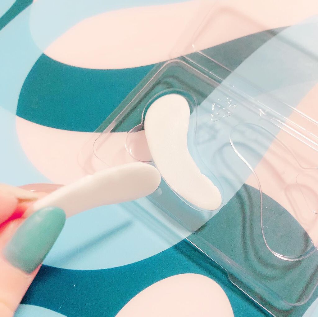 コラーゲンファーミングアイパッチ/BY ECOM/アイケア・アイクリームを使ったクチコミ(4枚目)