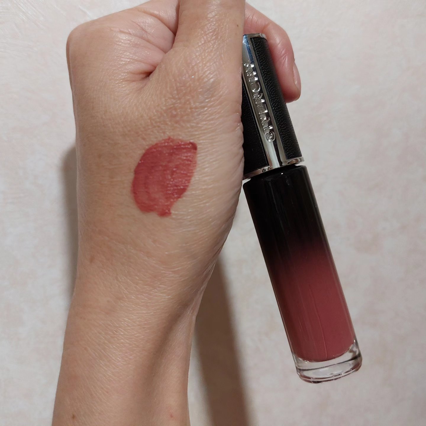 GIVENCHY 13 ベージュ Givenchy | 2023 Pre-Fall Plage Collection