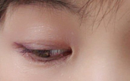 スキルレスライナー/LUMIURGLAS/リキッドアイライナーを使ったクチコミ(4枚目)