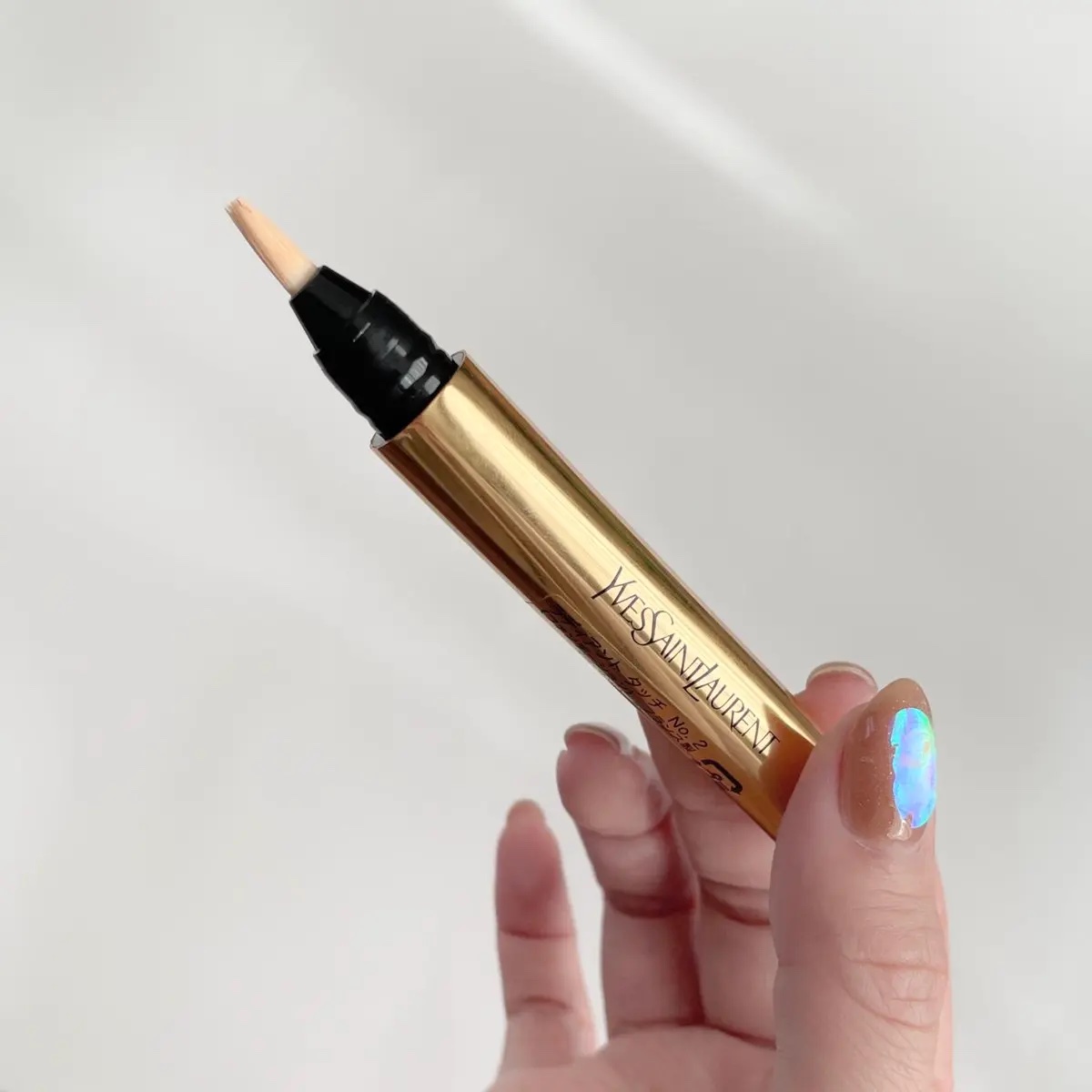 ラディアント タッチ/YVES SAINT LAURENT BEAUTE/リキッドコンシーラーを使ったクチコミ（2枚目）