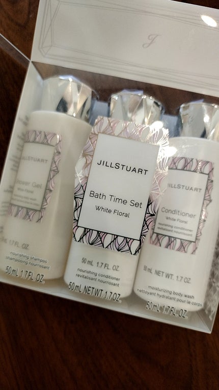 シャンプー/コンディショナー ホワイトフローラル/JILL STUART/市販シャンプーを使ったクチコミ(1枚目)