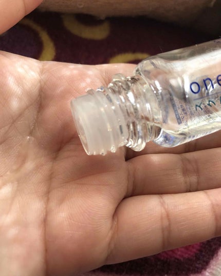 oneskin スクワランオイルのクチコミ「oneskin
スクワラン 15ml
ドラッグストアで購入。
乳液代わりに、スキンケアの最.....」(2枚目)