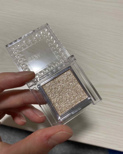 シングルカラーアイシャドウ/CEZANNE/単色アイシャドウを使ったクチコミ(1枚目)