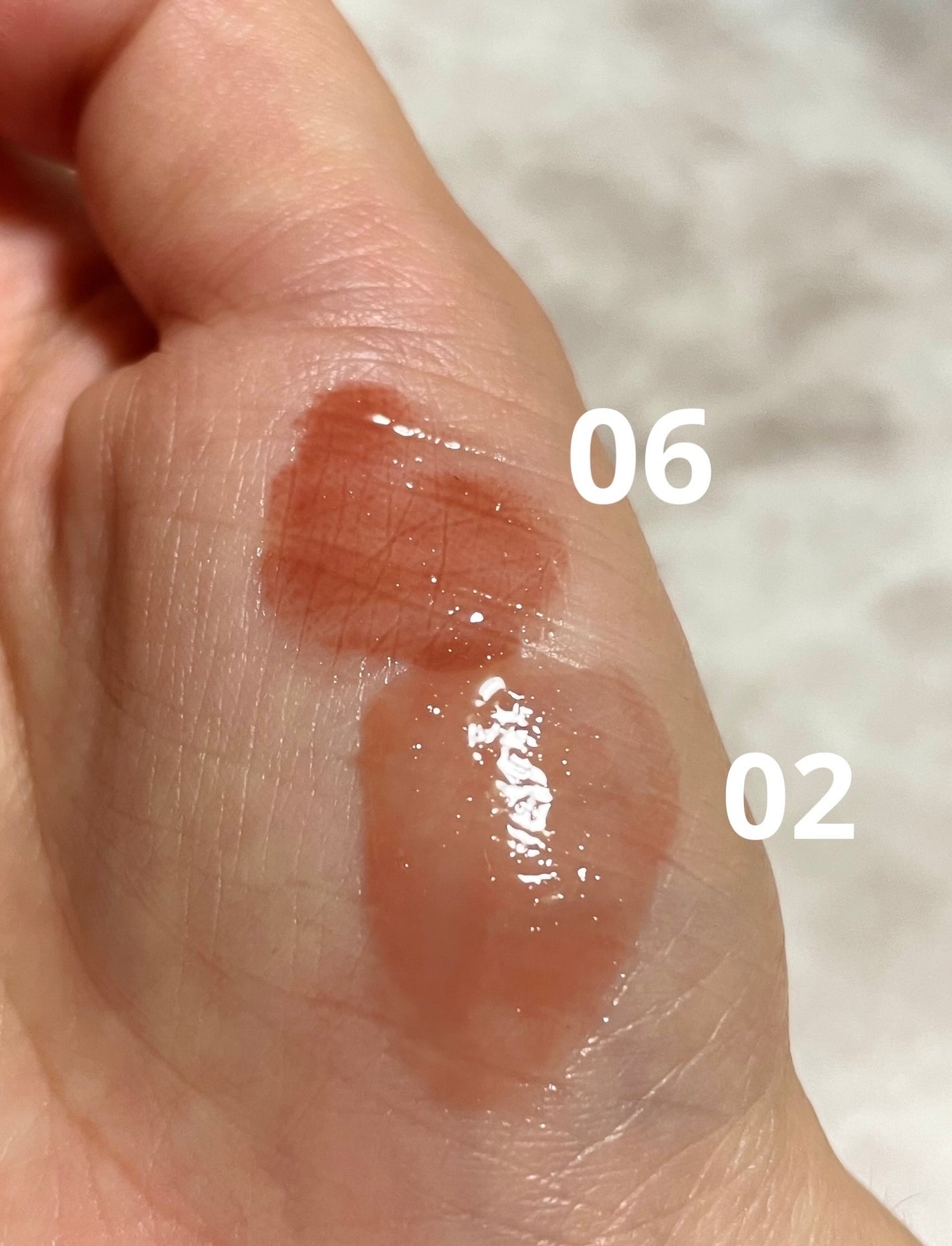 グラスティングカラーグロス/rom&nd/リップグロスを使ったクチコミ(3枚目)