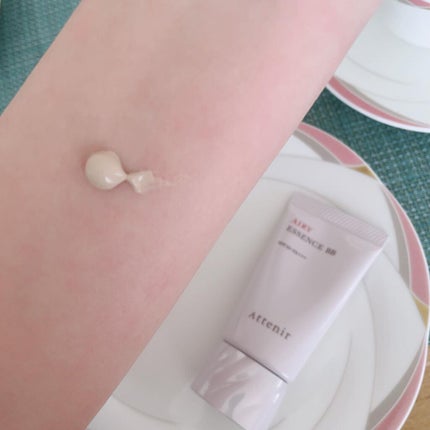 エアリーエッセンスBB/アテニア/化粧下地を使ったクチコミ(6枚目)