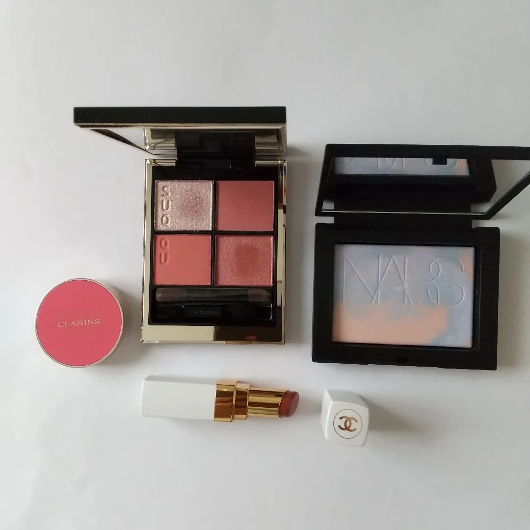 ライトリフレクティング プリズマティックパウダー/NARS/プレストパウダーを使ったクチコミ（1枚目）