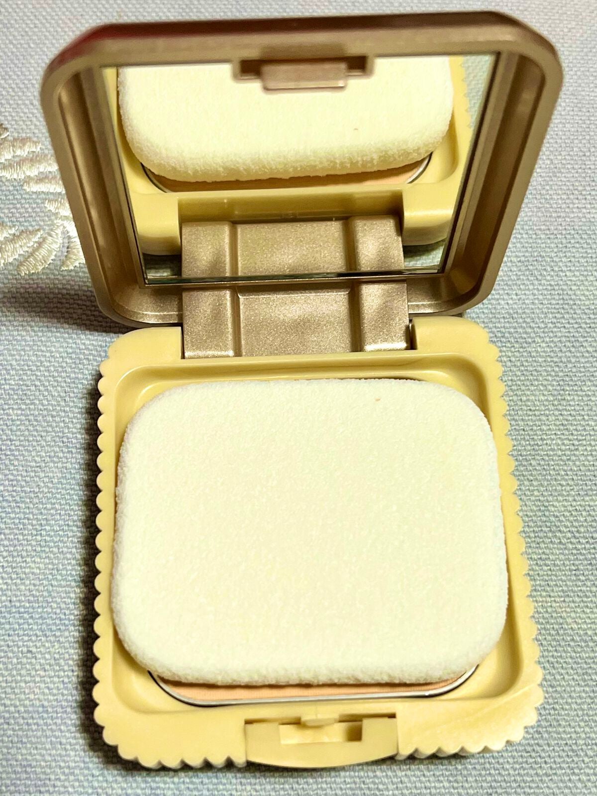 マシュマロフィニッシュファンデーション/キャンメイク/パウダーファンデーションを使ったクチコミ(3枚目)